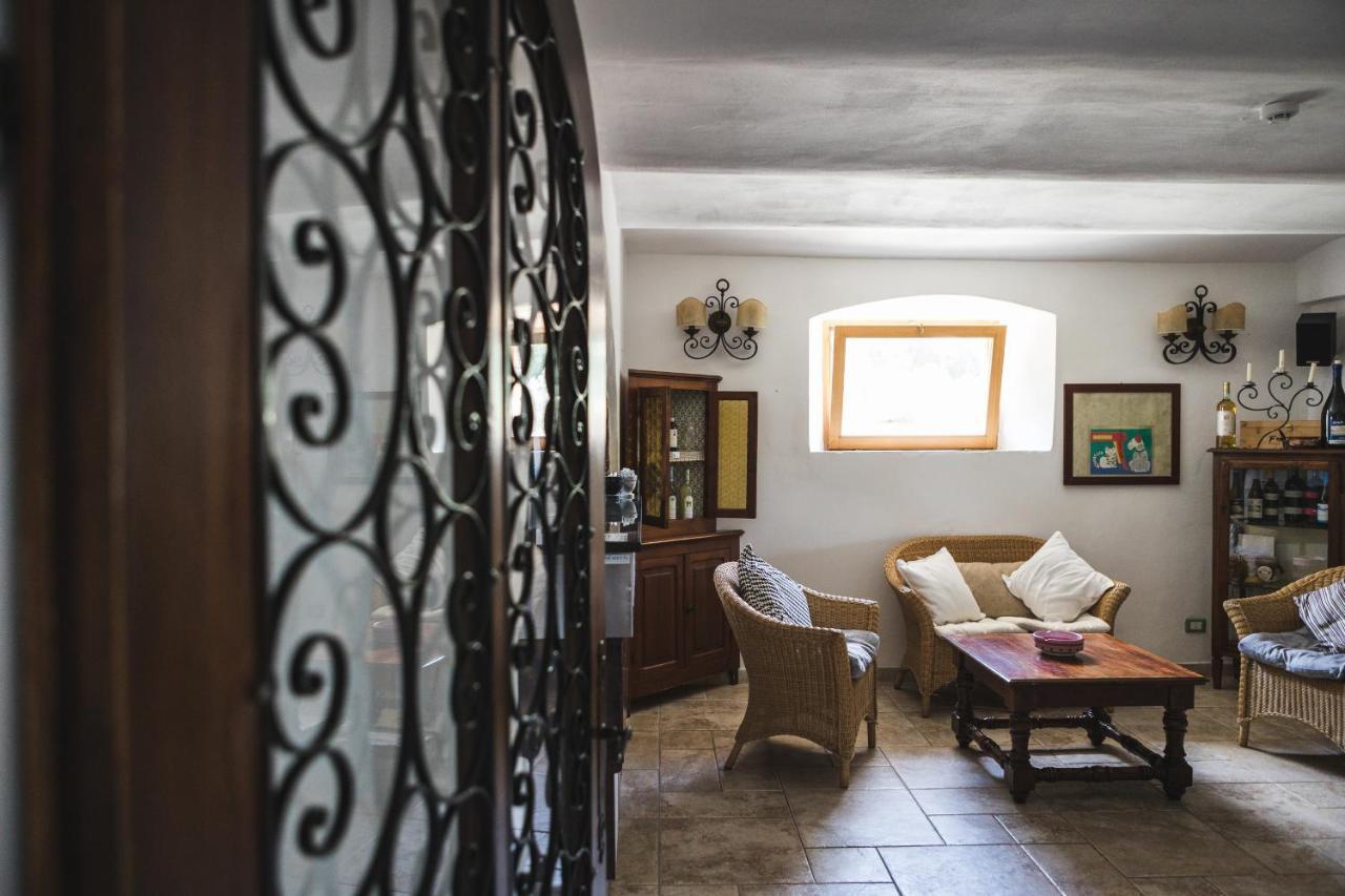 ג'יליו פורטו Hotel Castello Monticello מראה חיצוני תמונה
