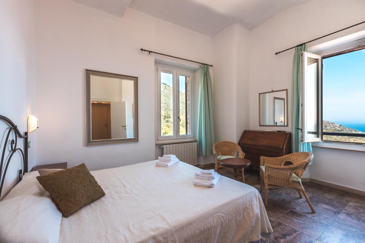 ג'יליו פורטו Hotel Castello Monticello מראה חיצוני תמונה